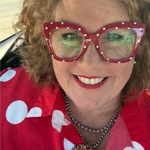 Meet your Posher, Tracy